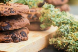 U.S. marijuana reform, Week in Review: US Congress mulls milestone cannabis bills, on-premise MJ edibles moves in Alaska &#038; more