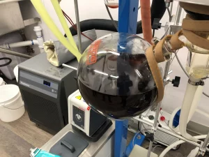 Image of extraction equipment, process