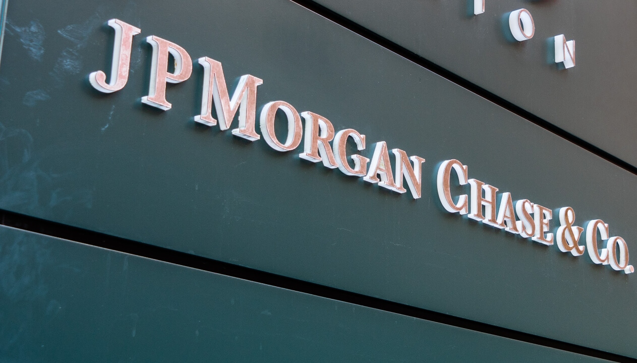 Image of JPMorgan & Chase sign