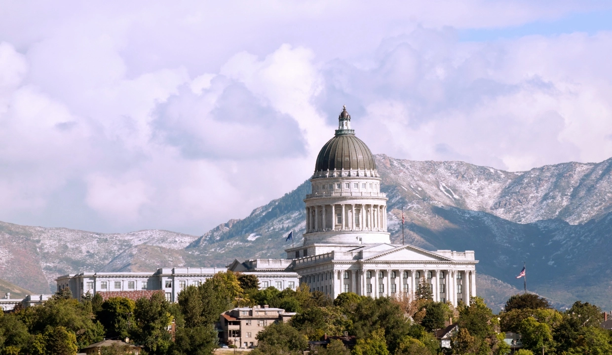 Image of Utah state capitol building