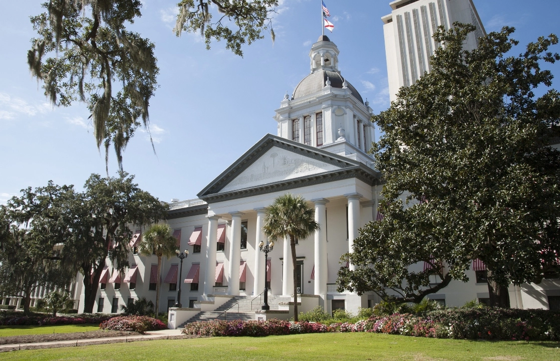 Image of Florida state capitol building-min
