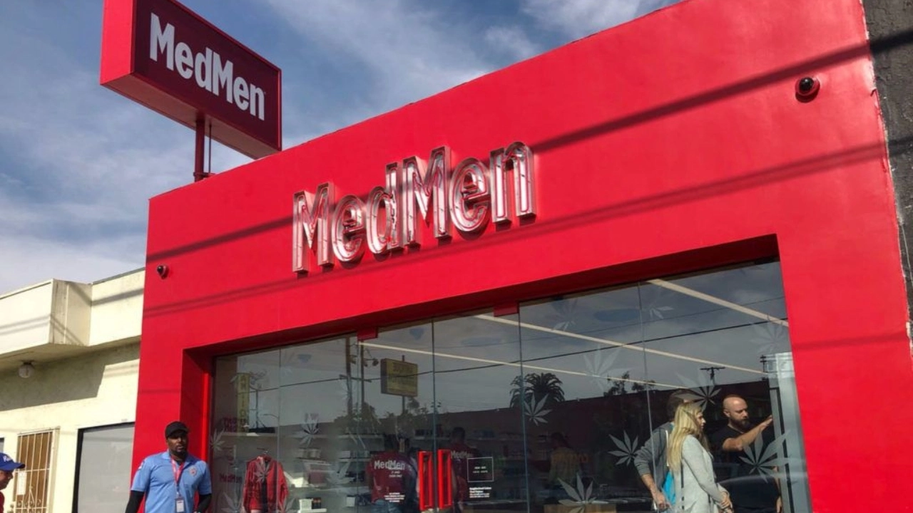 Image of MedMen store in Venice, California