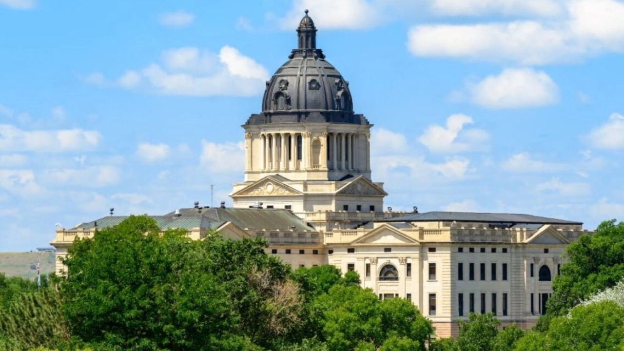 Image of South Dakota state capitol building
