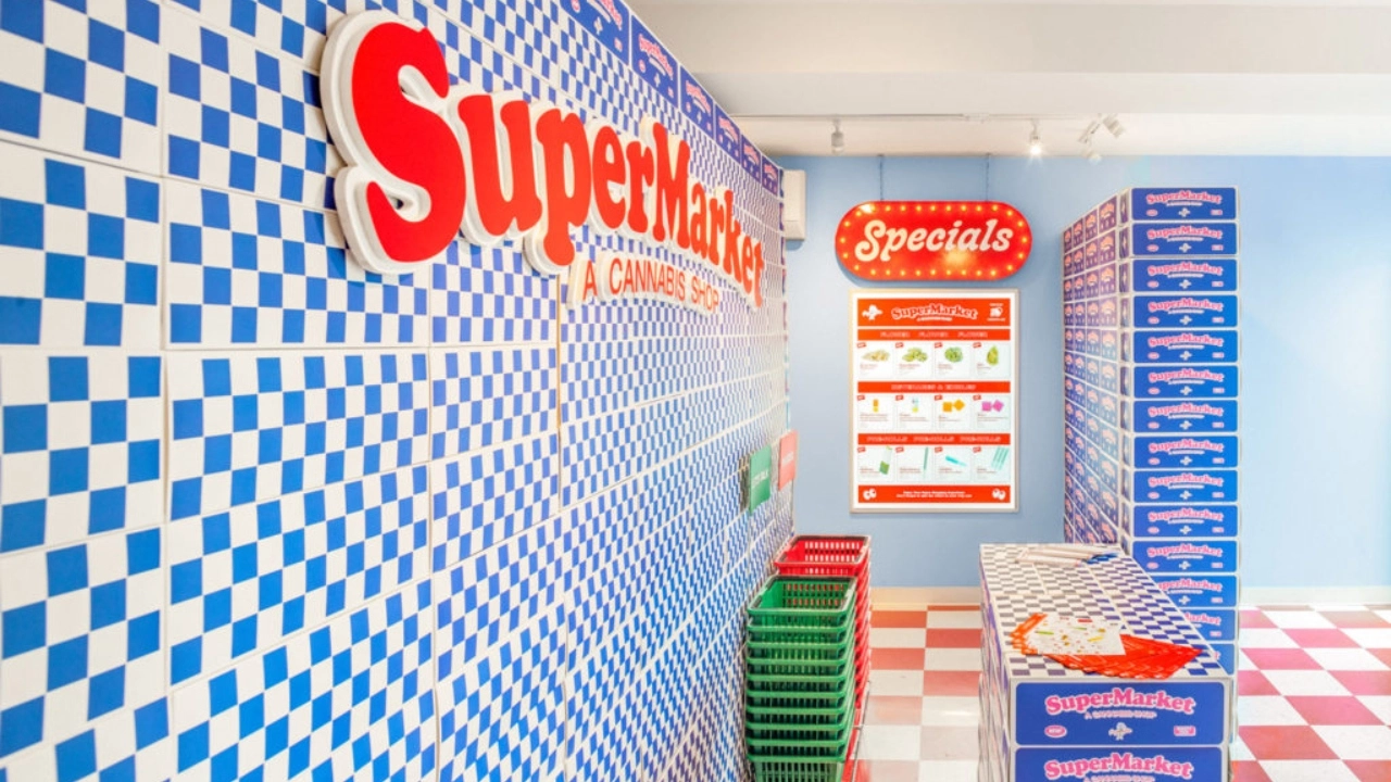 Canadian cannabis retailer Superette buys Cannoe, appoints McLeod CEO