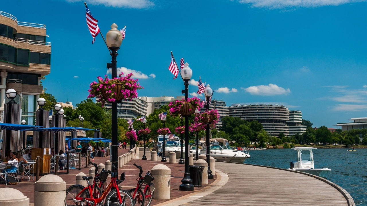 Image of Georgetown Waterfront Park in Washington DC
