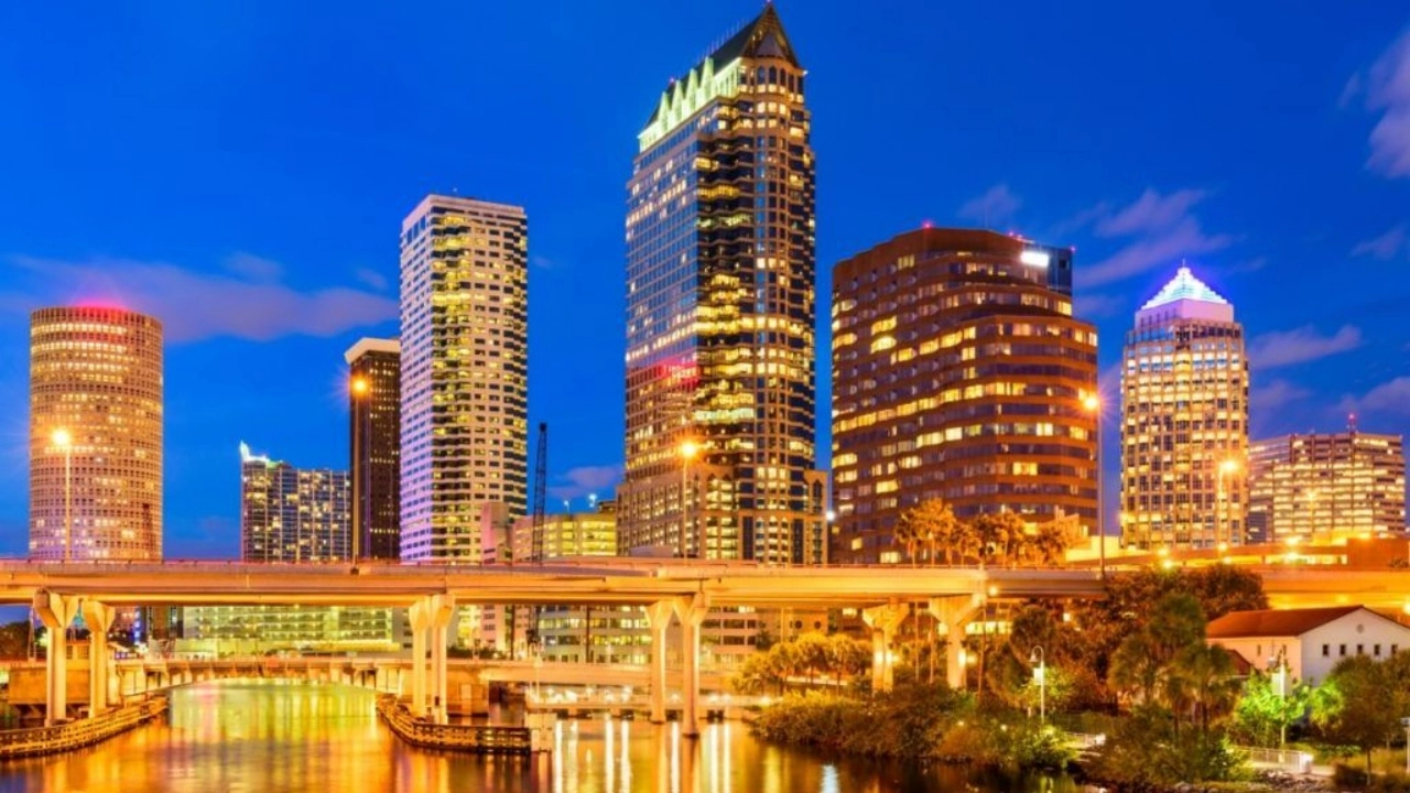 Image of downtown Tampa skyline