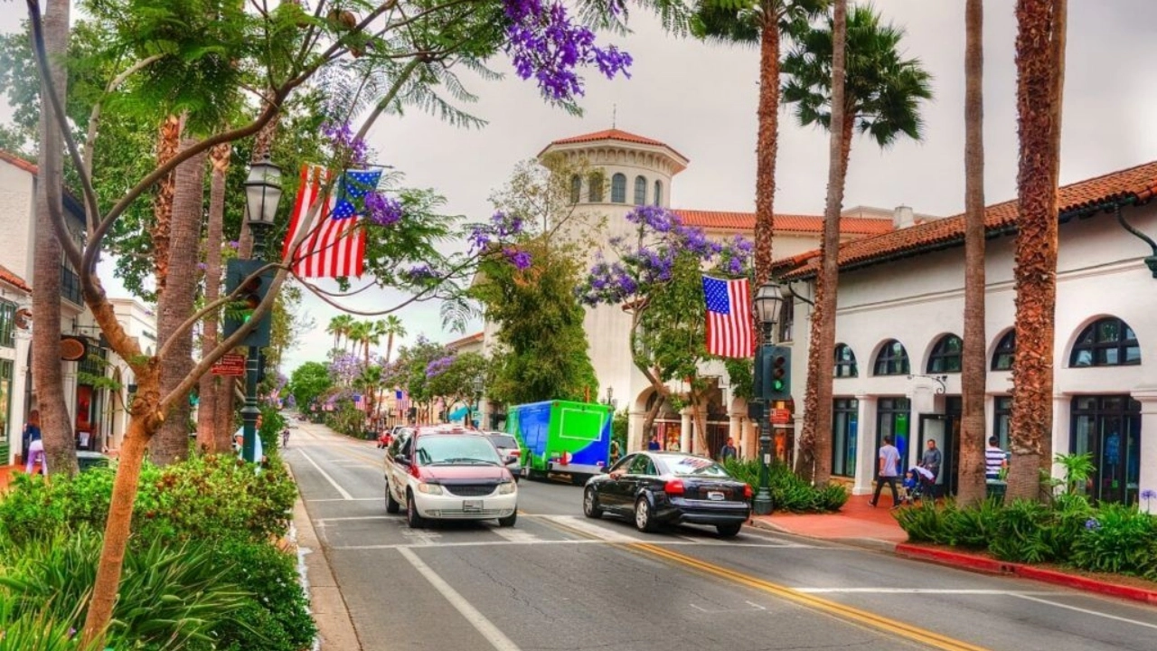 Image of downtown Santa Barbara, California