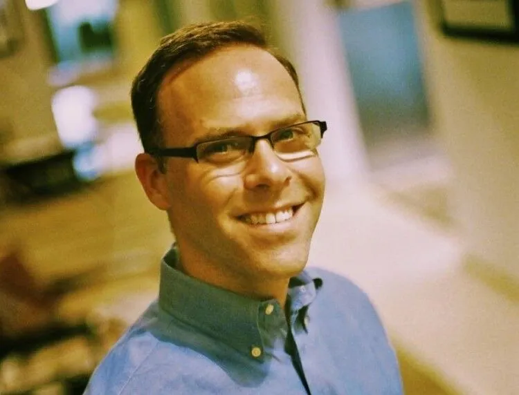 Image of Kris Krane