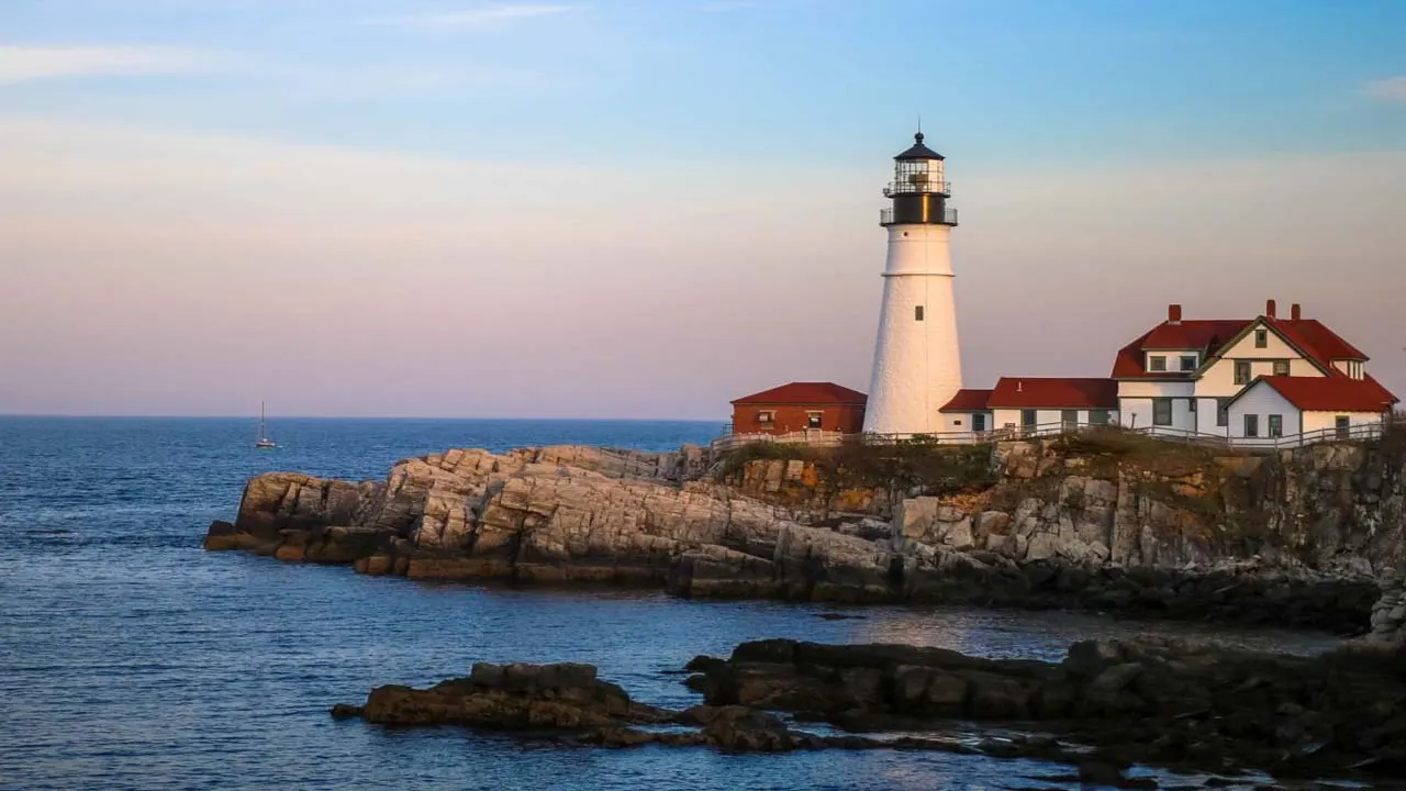 Image of the Portland Head Light in Maine