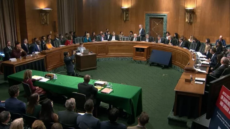 Image of the Senate Banking Committee hearing on the SAFER Banking Act