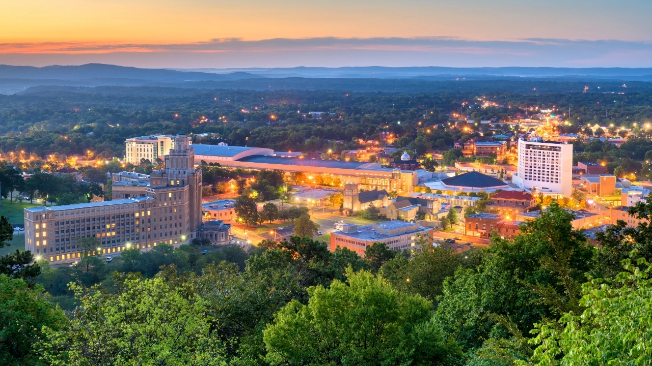 Image of Hot Spring, Arkansas, skyline