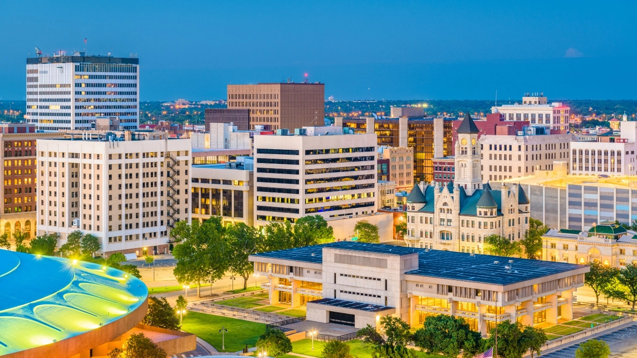 Image of downtown Wichita, Kansas, skyline