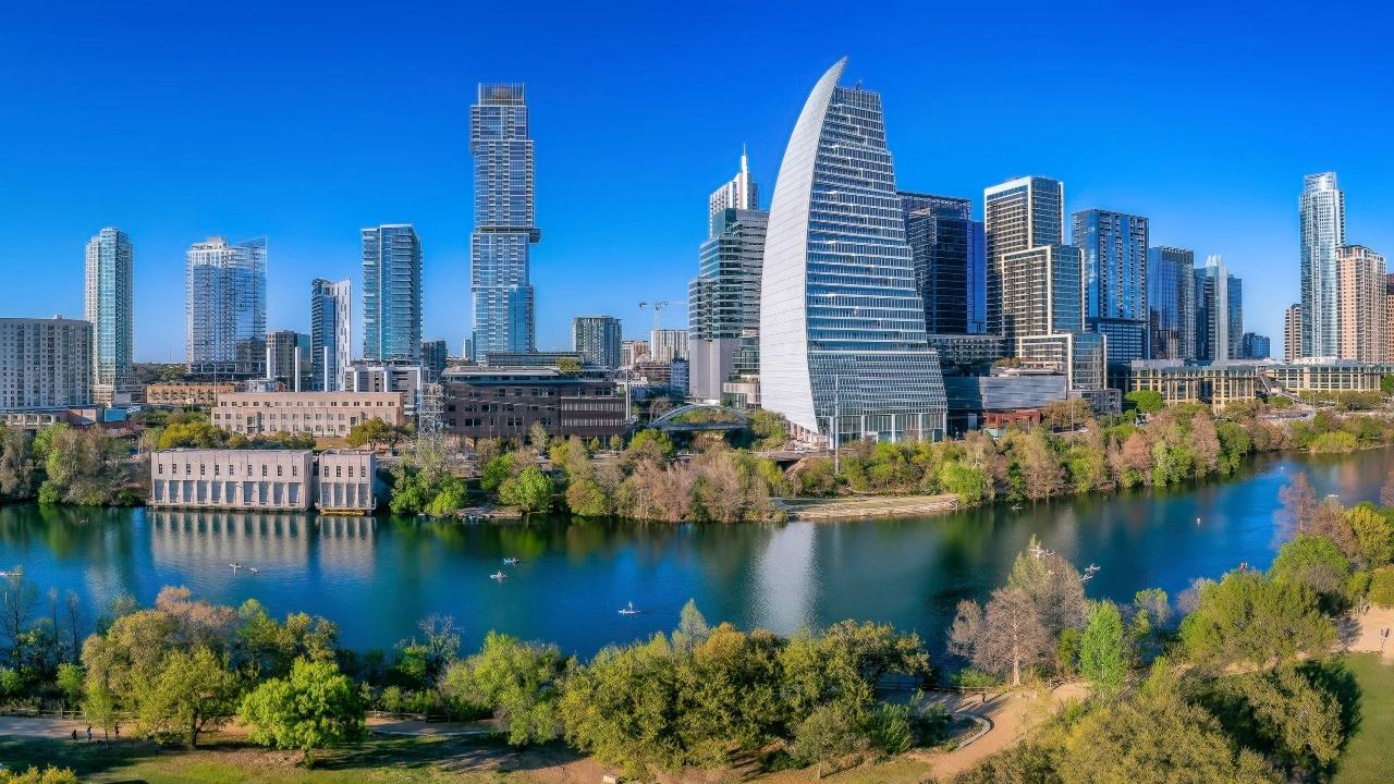 Image of Austin, Texas, skyline with Colorado River in foreground